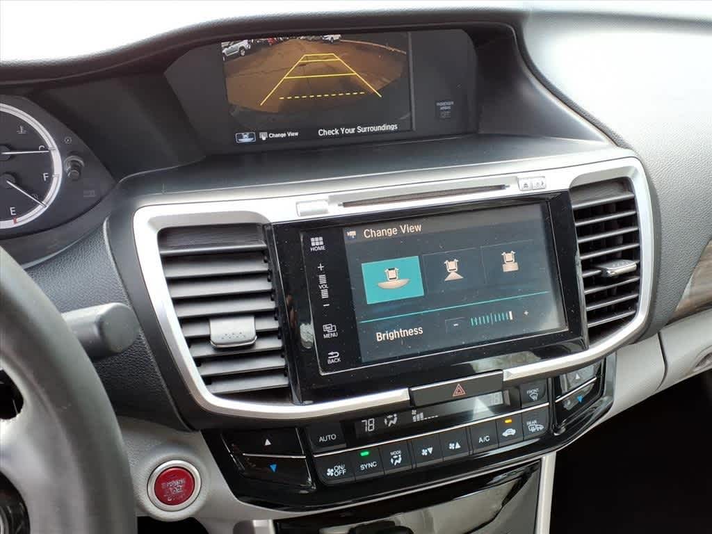 Thumbnail: 2016 Honda Accord - 21