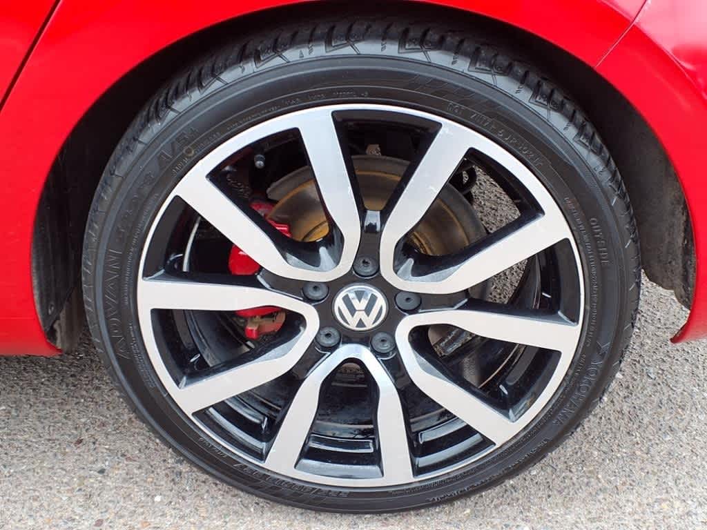Thumbnail: 2013 Volkswagen Golf - 8