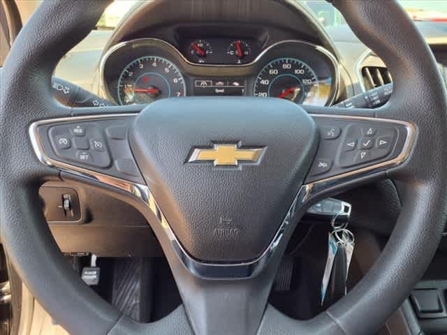 2017 Chevrolet Cruze LT 17