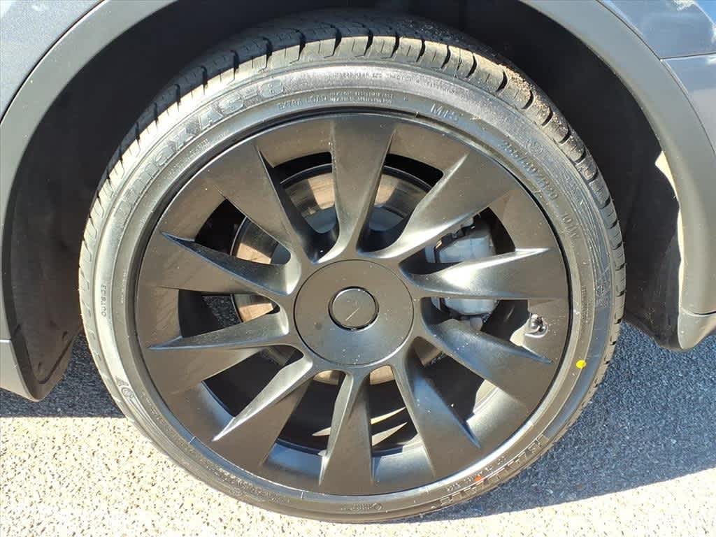 Thumbnail: 2023 Tesla Model Y - 9