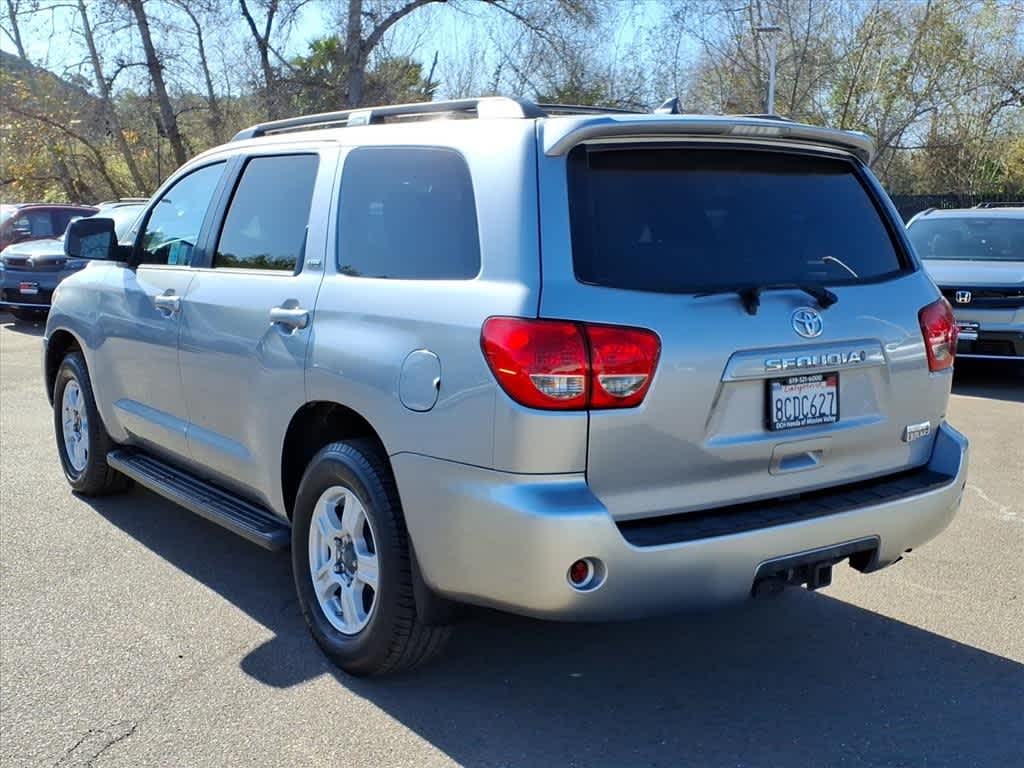 Thumbnail: 2016 Toyota Sequoia - 7