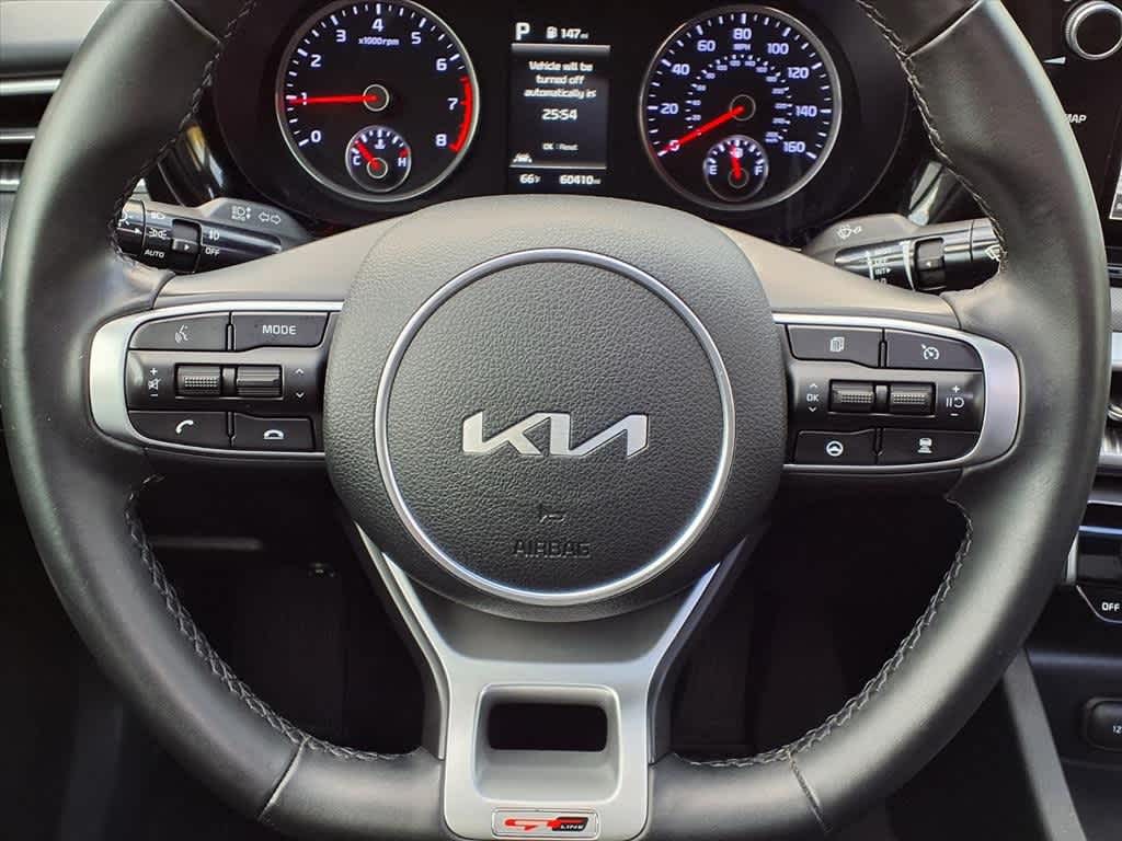 Thumbnail: 2022 Kia K5 - 16