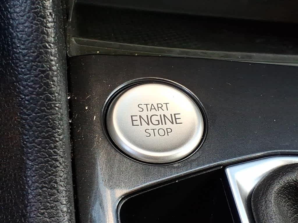 Thumbnail: 2023 Volkswagen Tiguan - 24