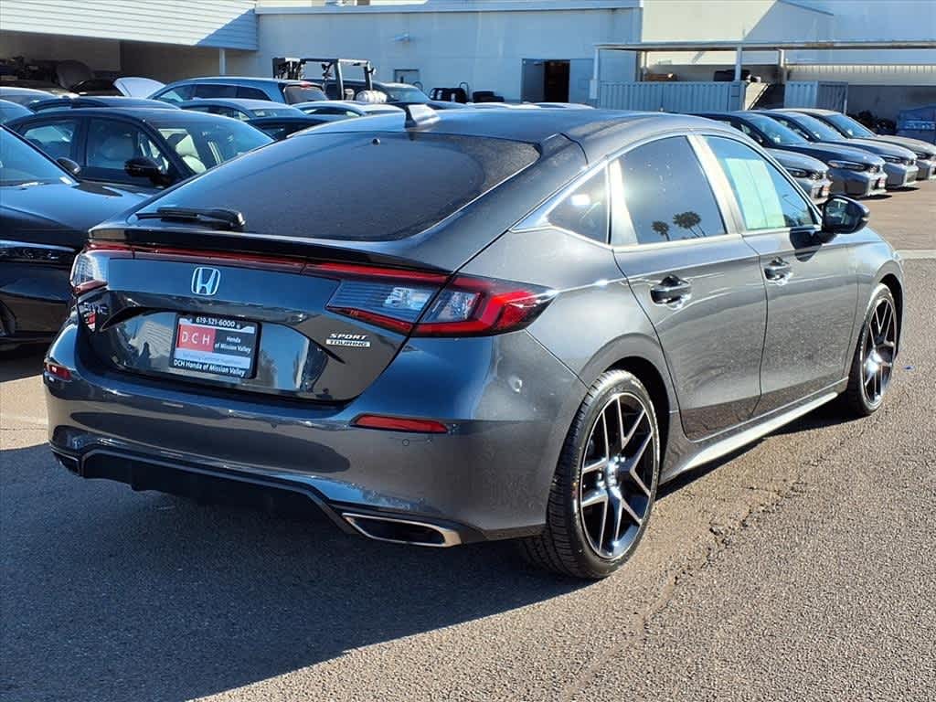 2024 Honda Civic Sport Touring Hatchback photo 4