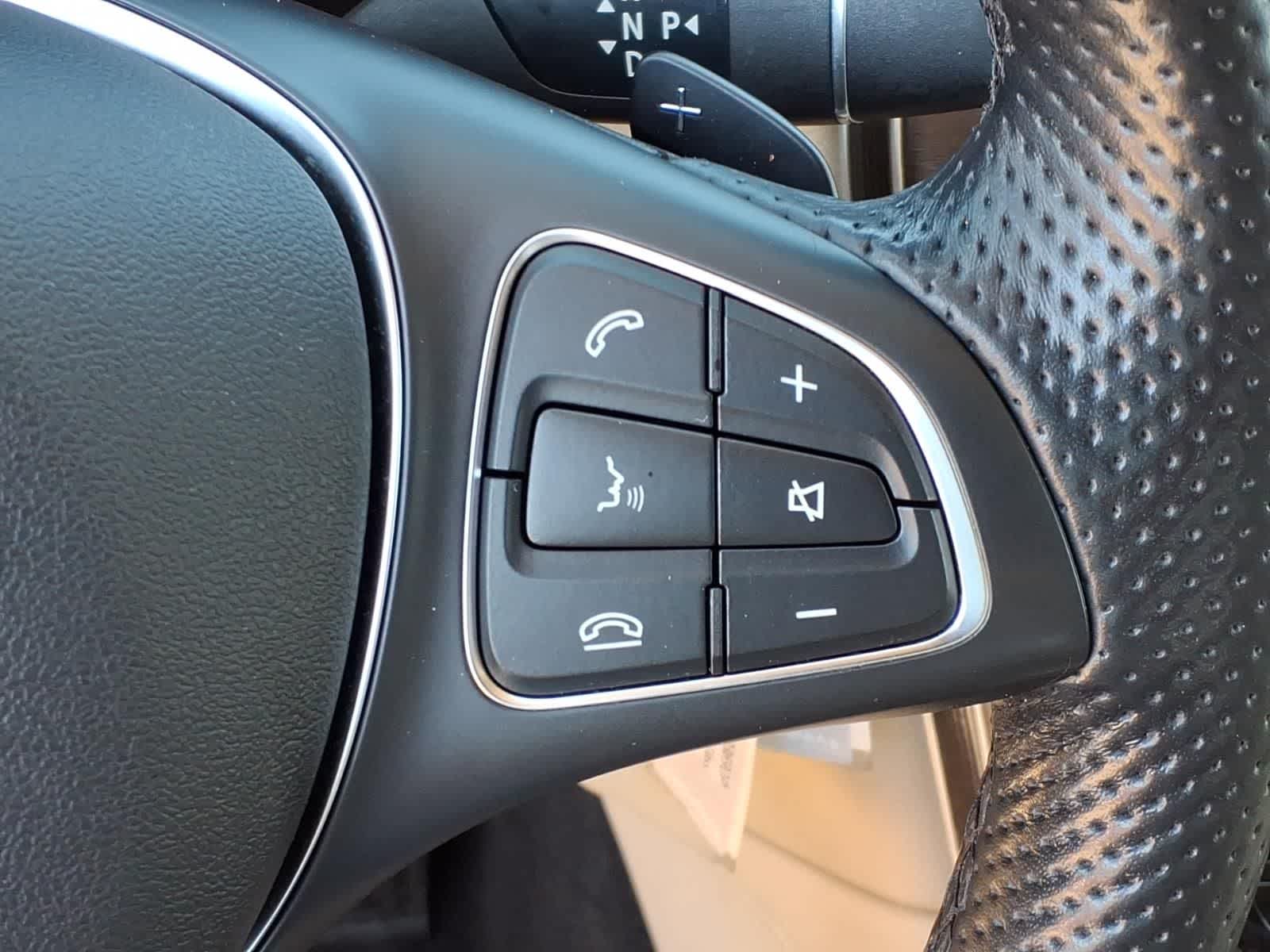 2019 Mercedes-Benz GLC GLC350e - Photo 19