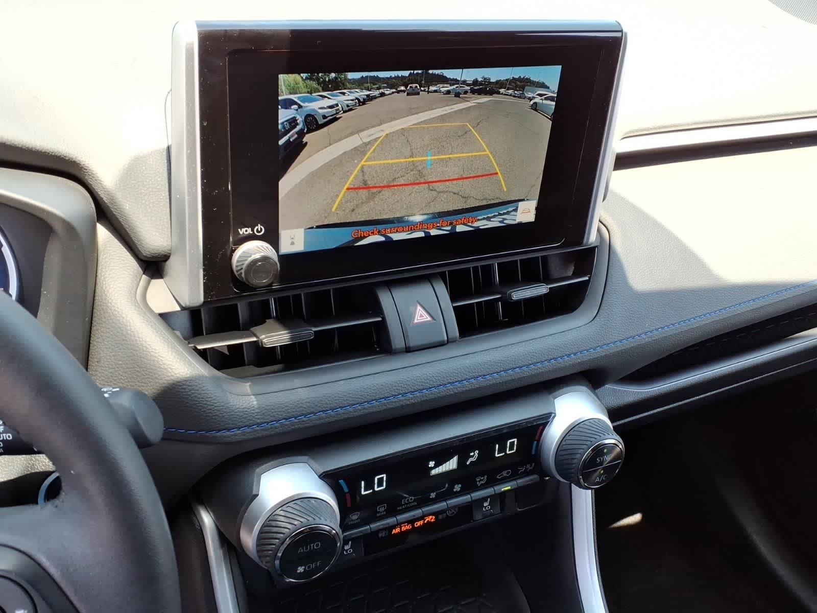 Thumbnail: 2024 Toyota RAV4 - 21