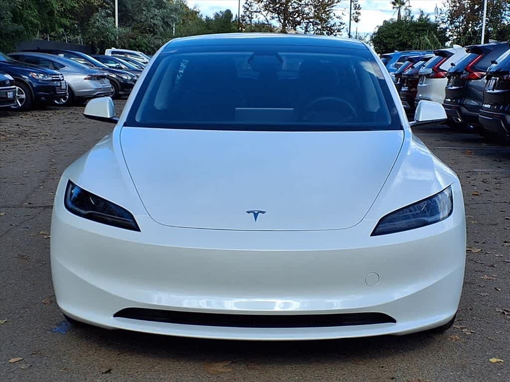 2025 Tesla Model 3 Long Range photo 2