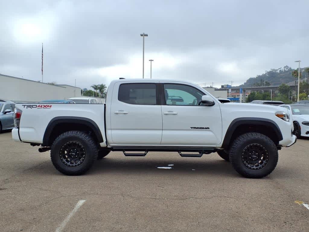 Thumbnail: 2020 Toyota Tacoma - 4