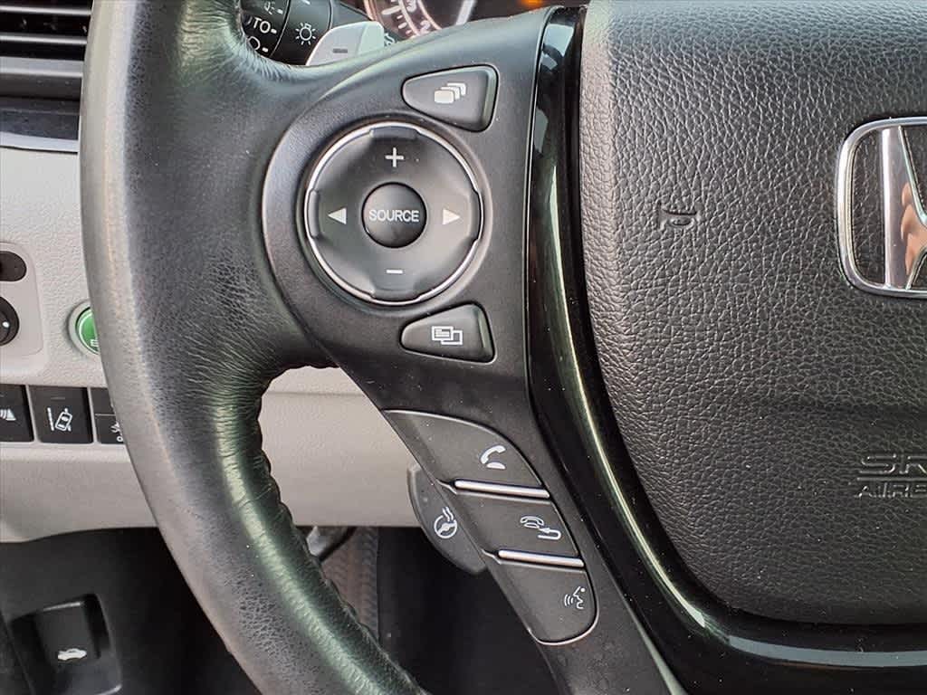 Thumbnail: 2016 Honda Pilot - 18