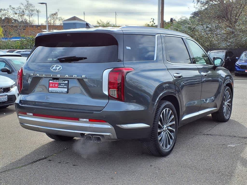 Thumbnail: 2023 Hyundai Palisade - 4