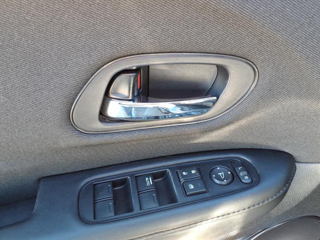 Thumbnail: 2022 Honda HR-V - 15