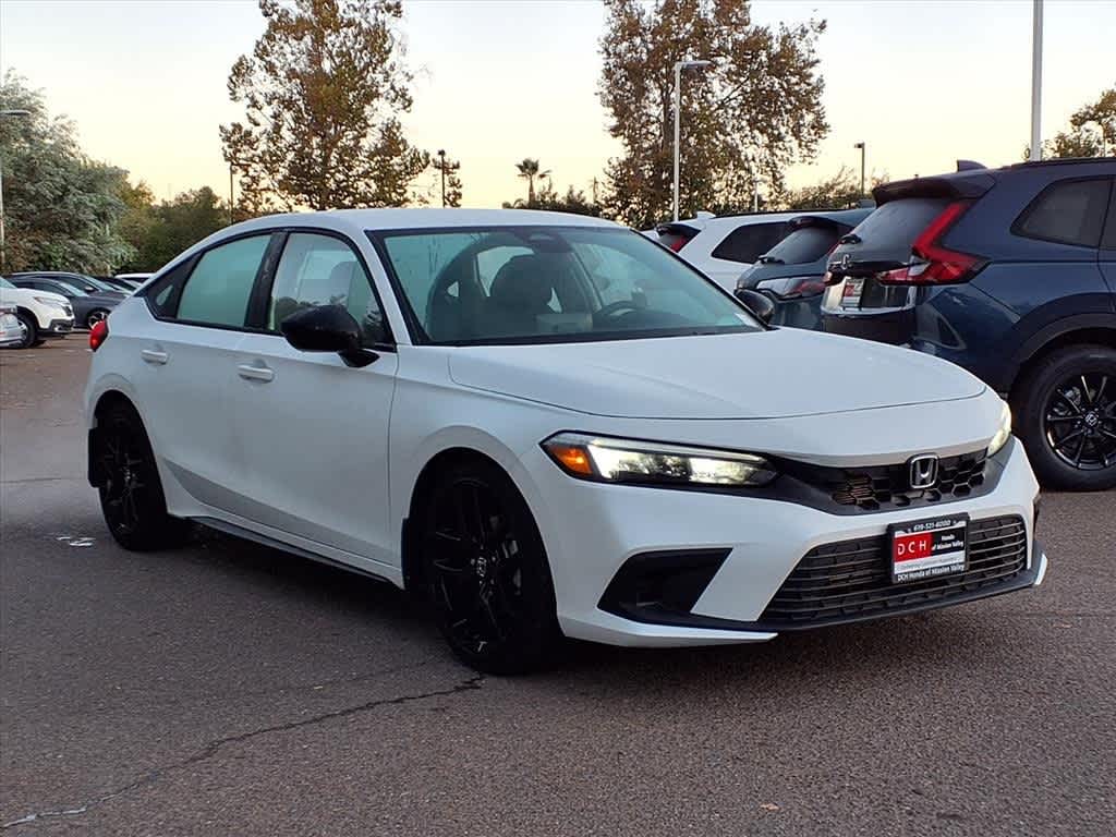 2024 Honda Civic Sport Hatchback photo 3