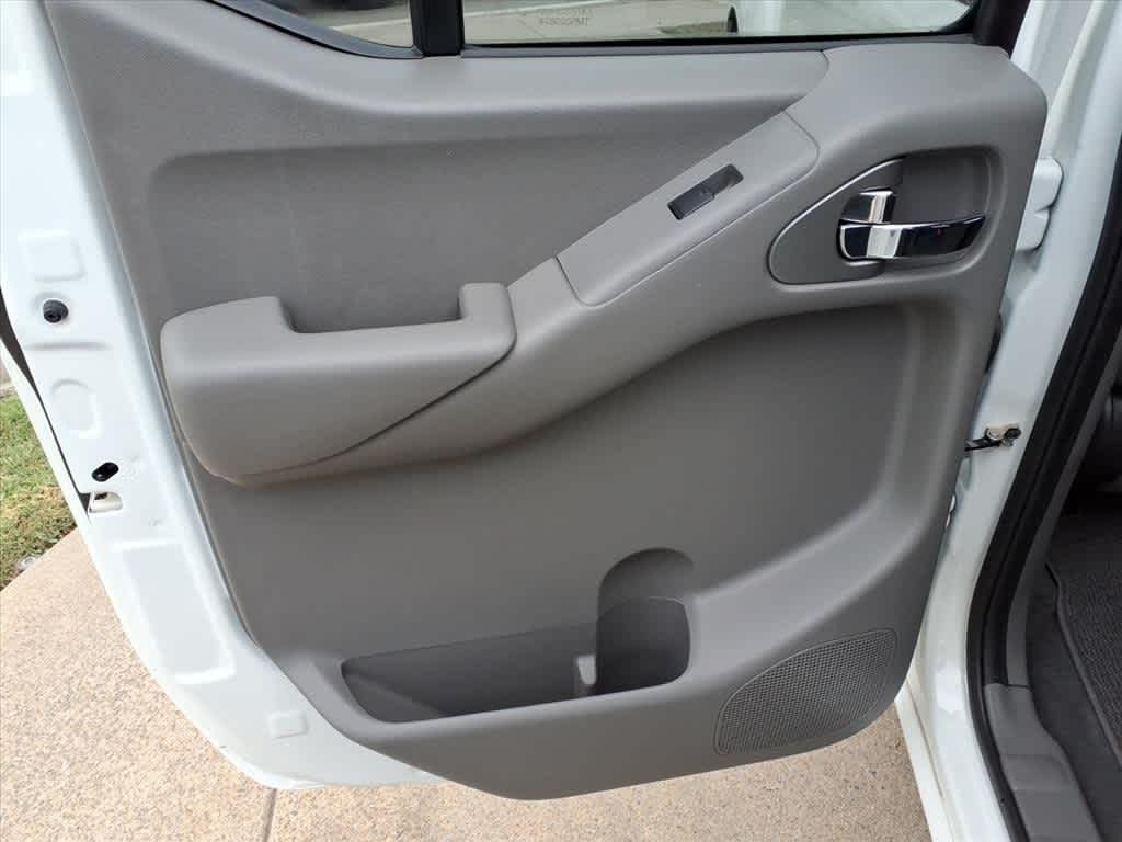 Thumbnail: 2019 Nissan Frontier - 9