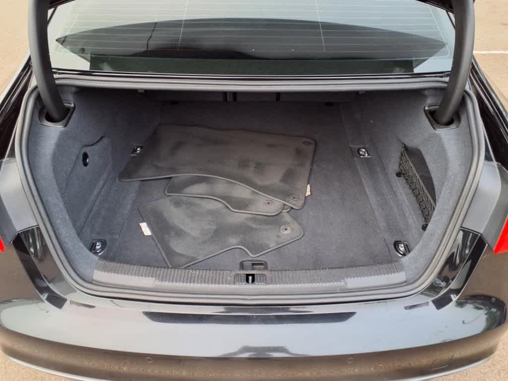 Thumbnail: 2013 Audi A6 - 6
