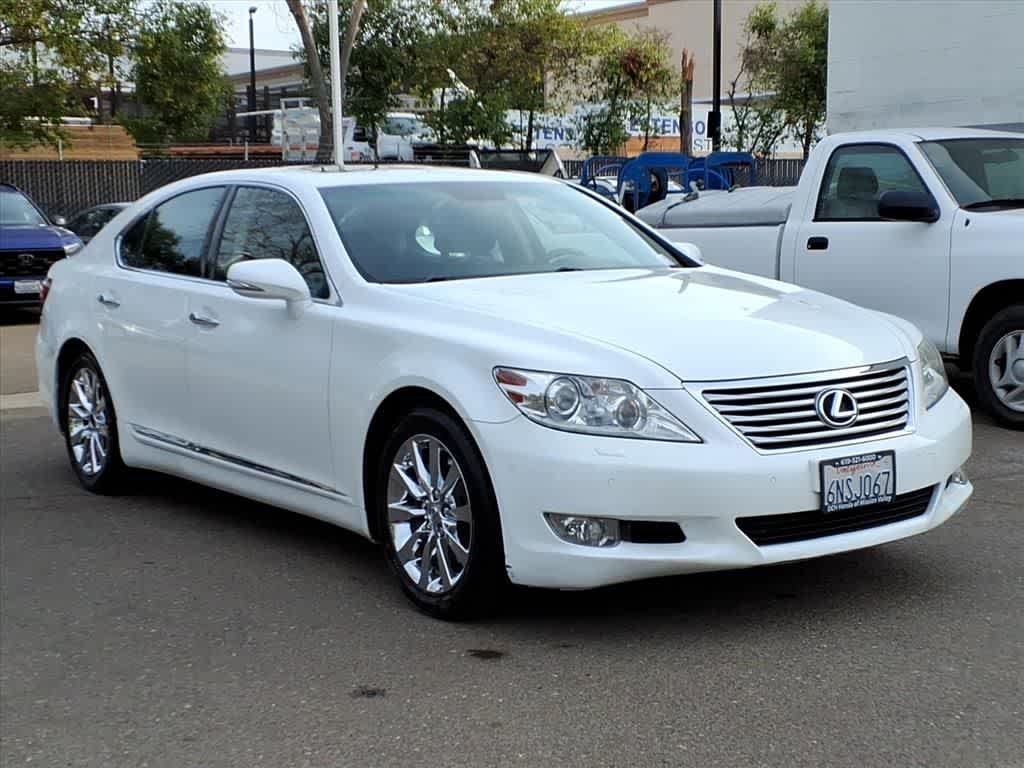 Thumbnail: 2010 Lexus LS - 3