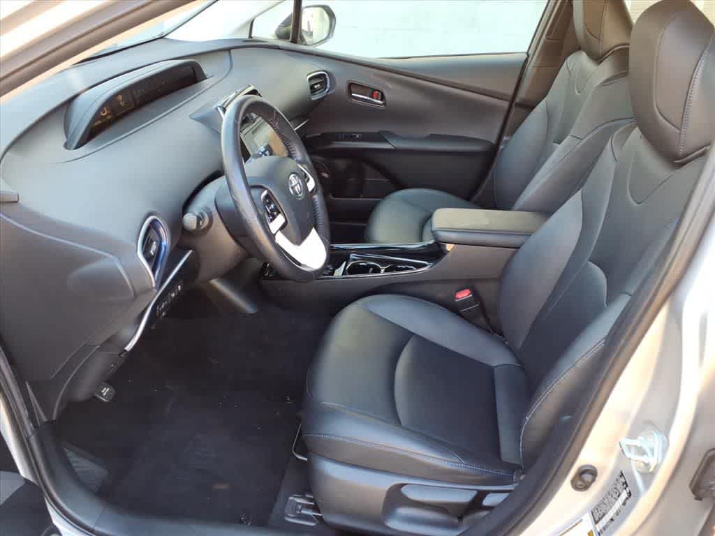 Thumbnail: 2017 Toyota Prius - 15