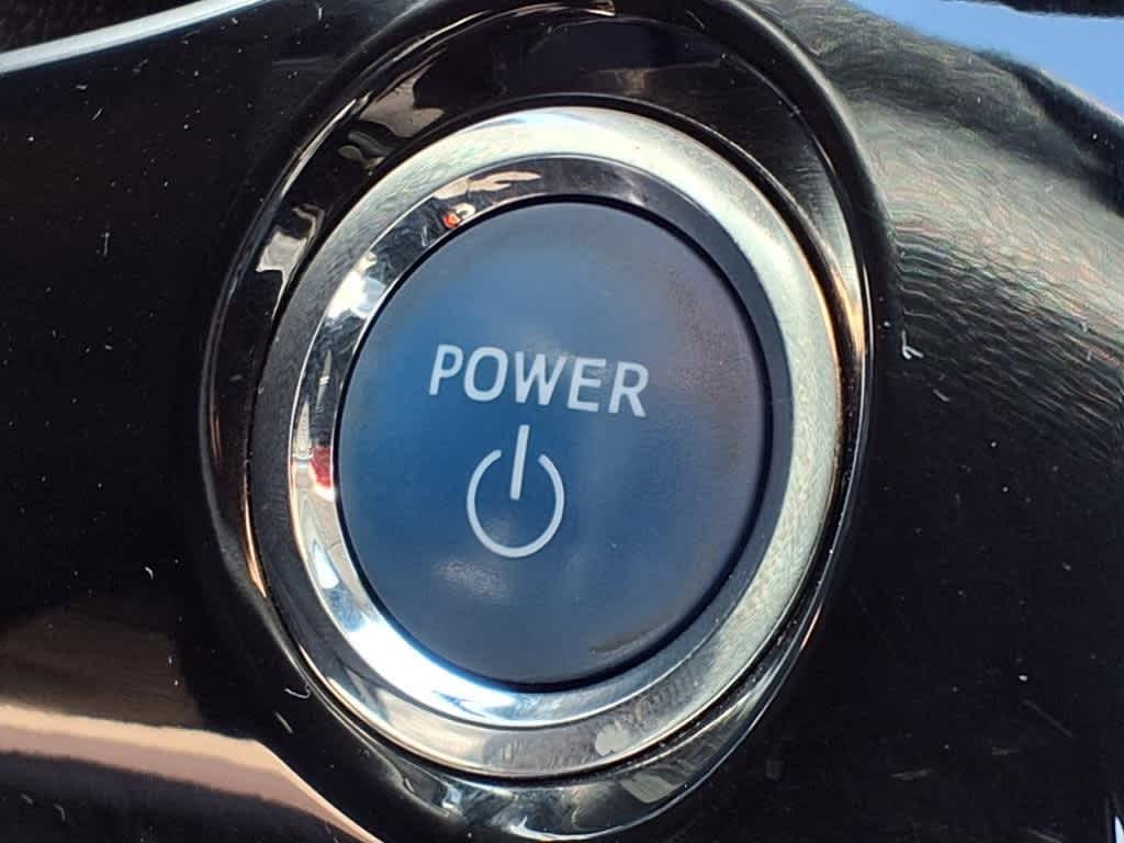 2018 Toyota Prius Two 24