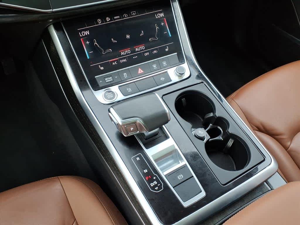 Thumbnail: 2021 Audi Q7 - 23