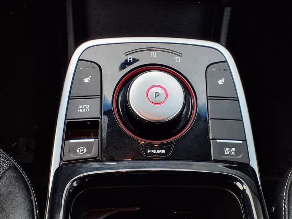 Thumbnail: 2022 Kia Niro - 22