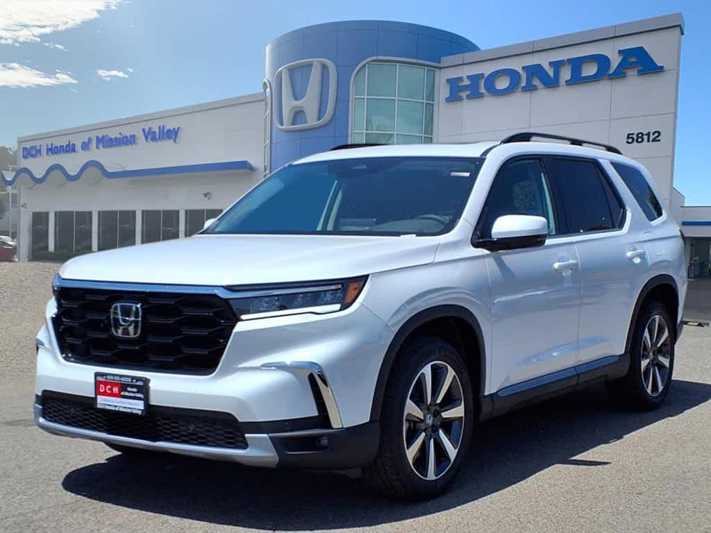 2025 Honda Pilot Touring -
                  San Diego, CA