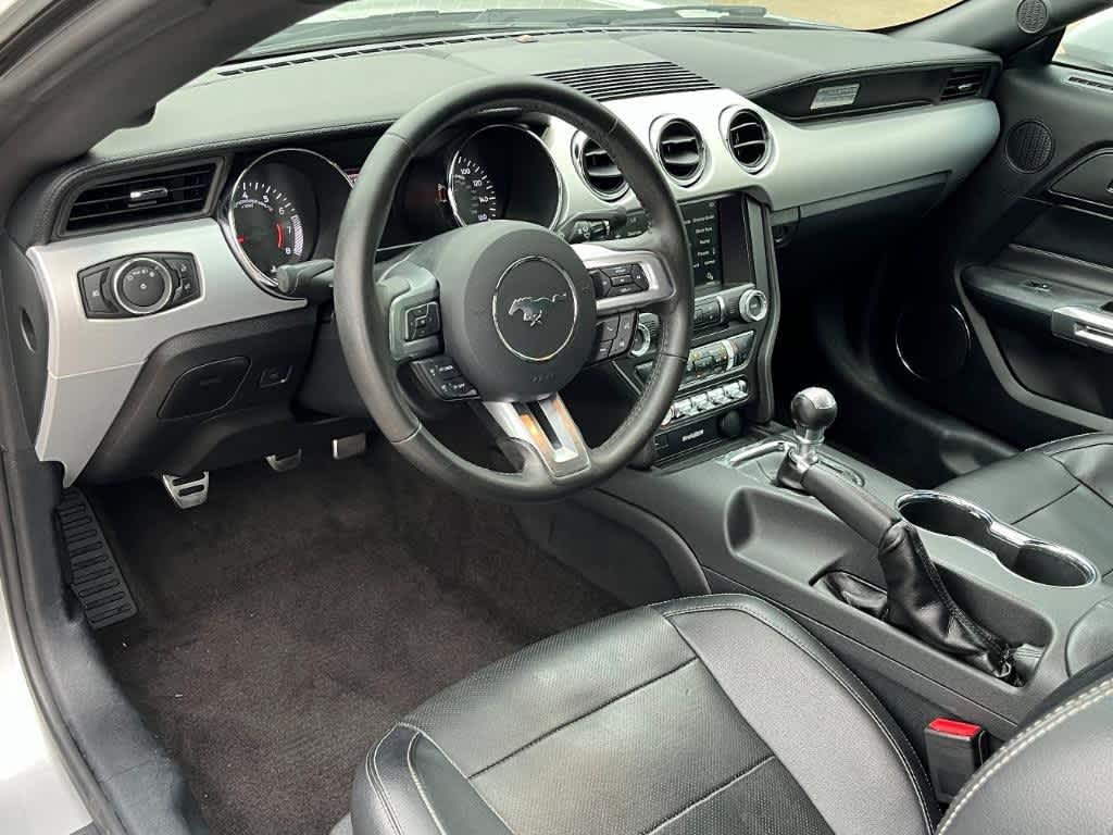 Thumbnail: 2016 Ford Mustang - 11