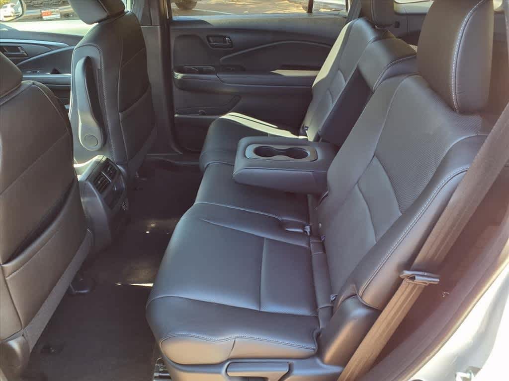 Thumbnail: 2023 Honda Passport - 10