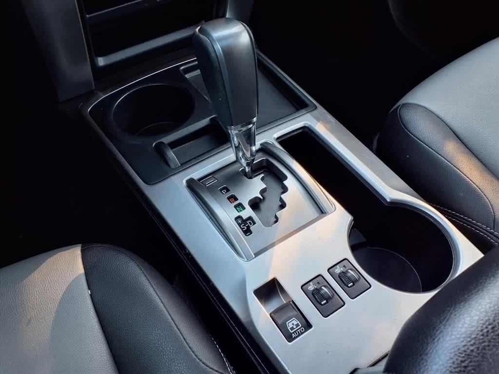 Thumbnail: 2018 Toyota 4Runner - 23