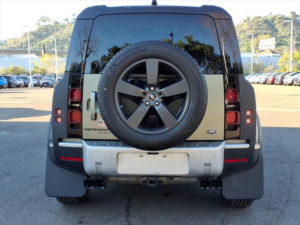 Thumbnail: 2020 Land Rover Defender - 5