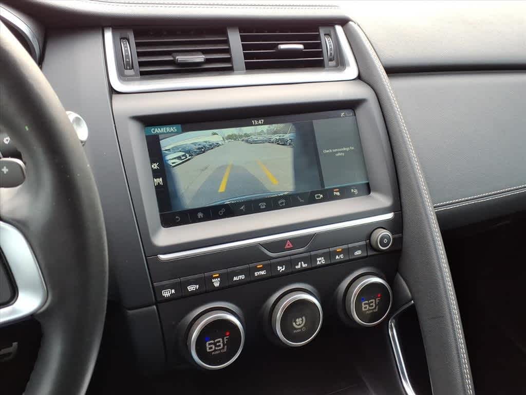 Thumbnail: 2020 Jaguar E-Pace - 21