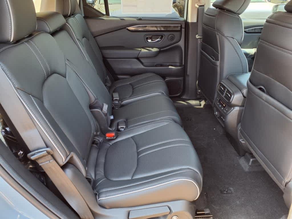 Thumbnail: 2025 Honda Pilot - 12