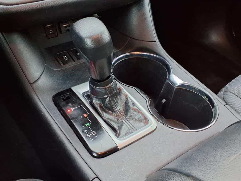 Thumbnail: 2019 Toyota Highlander - 23