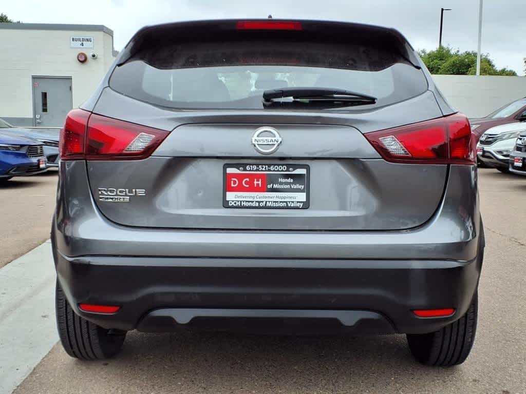 Thumbnail: 2019 Nissan Rogue Sport - 3