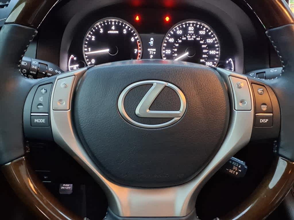 Thumbnail: 2013 Lexus ES - 16