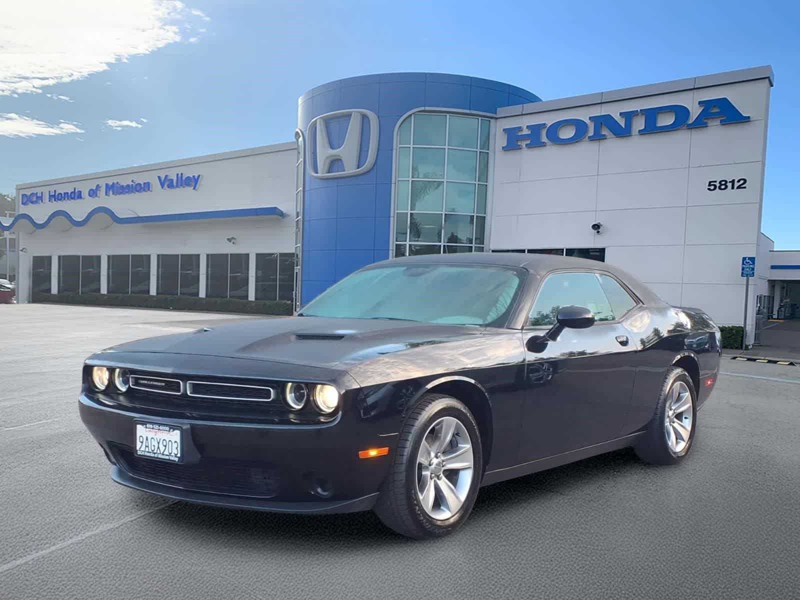 2018 Dodge Challenger SXT -
                  San Diego, CA