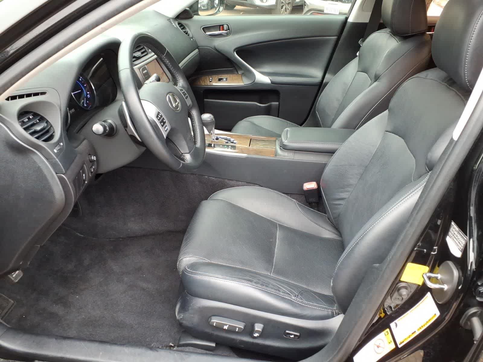Thumbnail: 2012 Lexus IS - 15