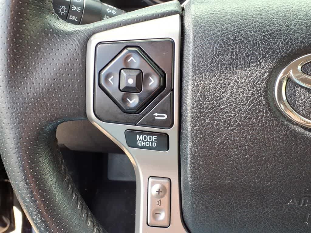 Thumbnail: 2014 Toyota 4Runner - 18