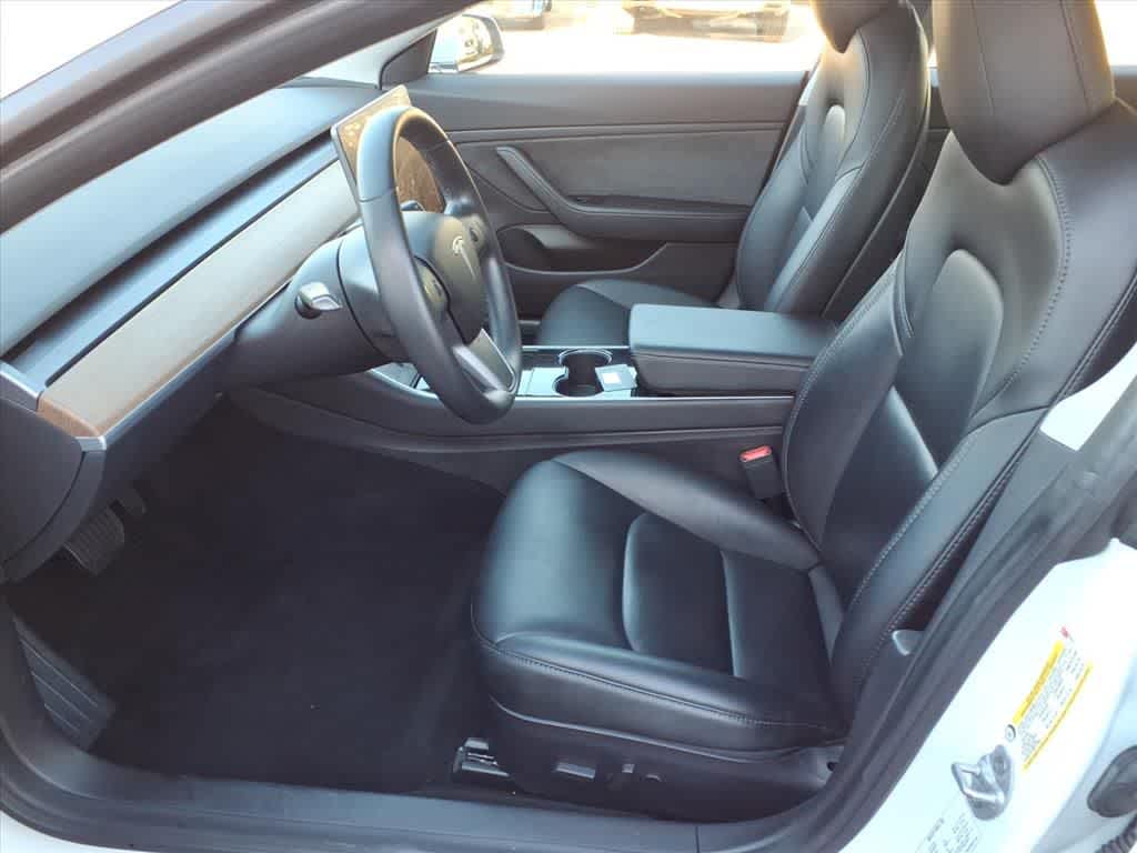 Thumbnail: 2019 Tesla Model 3 - 18