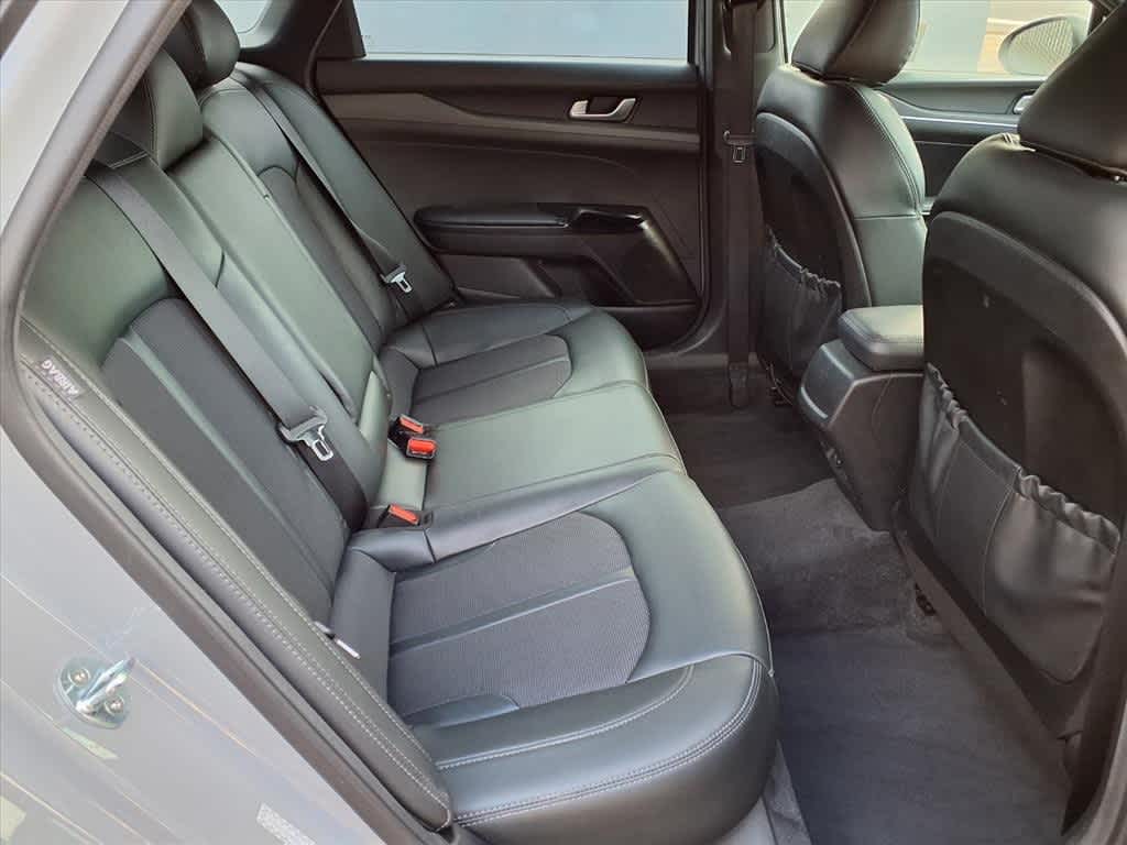 Thumbnail: 2022 Kia K5 - 12