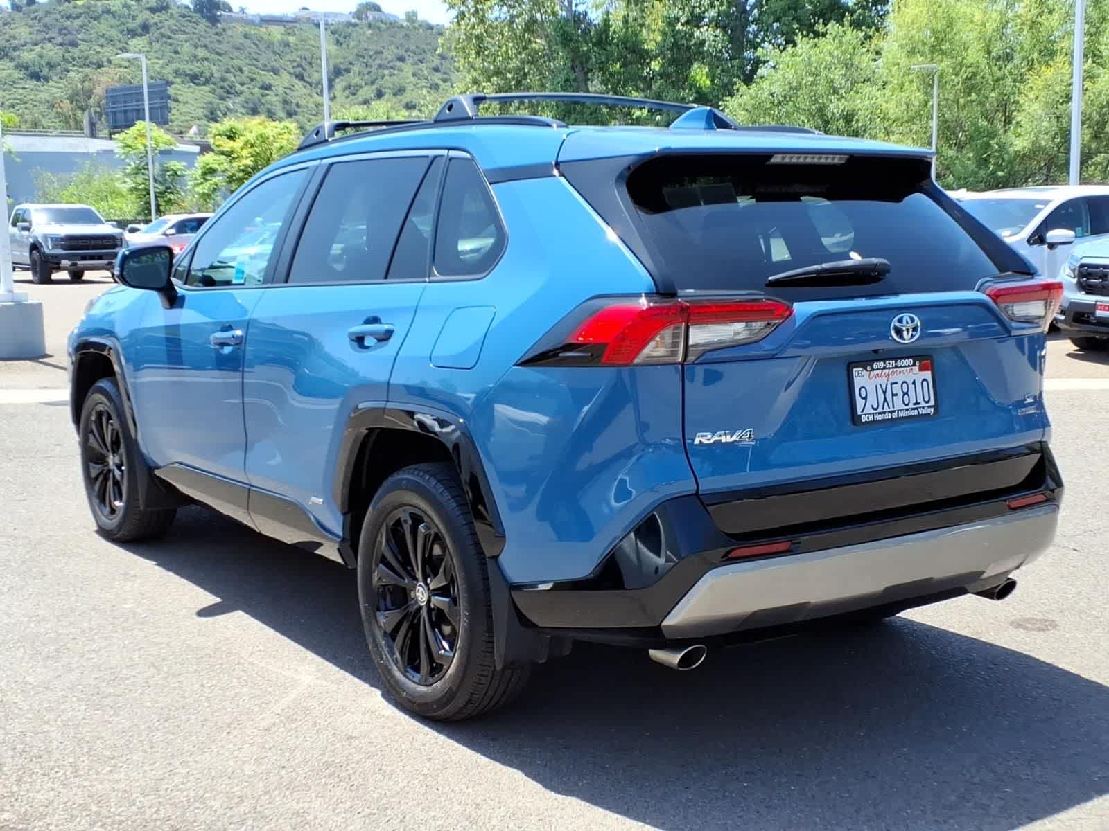 Thumbnail: 2024 Toyota RAV4 - 7