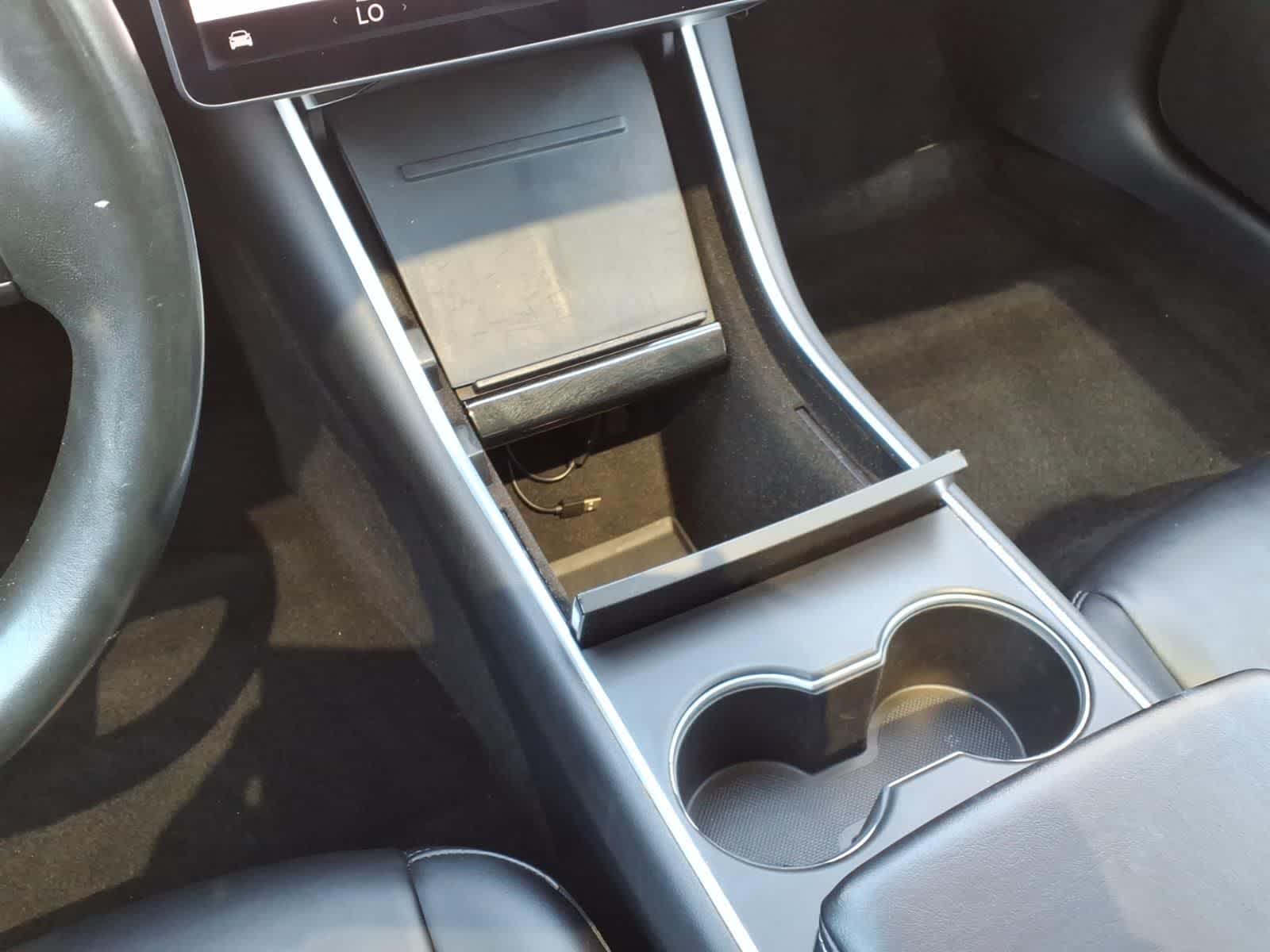 Thumbnail: 2018 Tesla Model 3 - 23