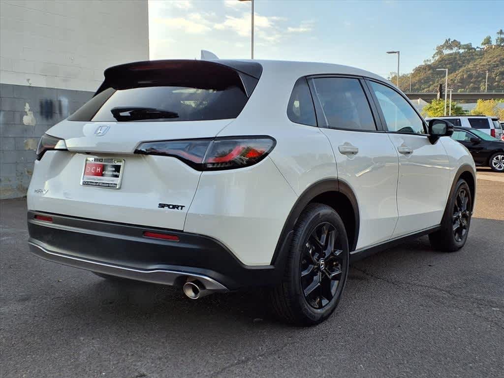2025 Honda HR-V Sport photo 3