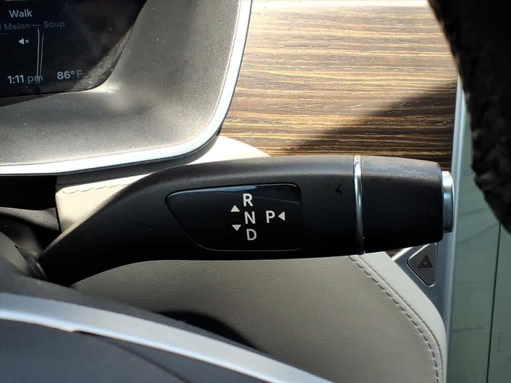 Thumbnail: 2015 Tesla Model S - 24