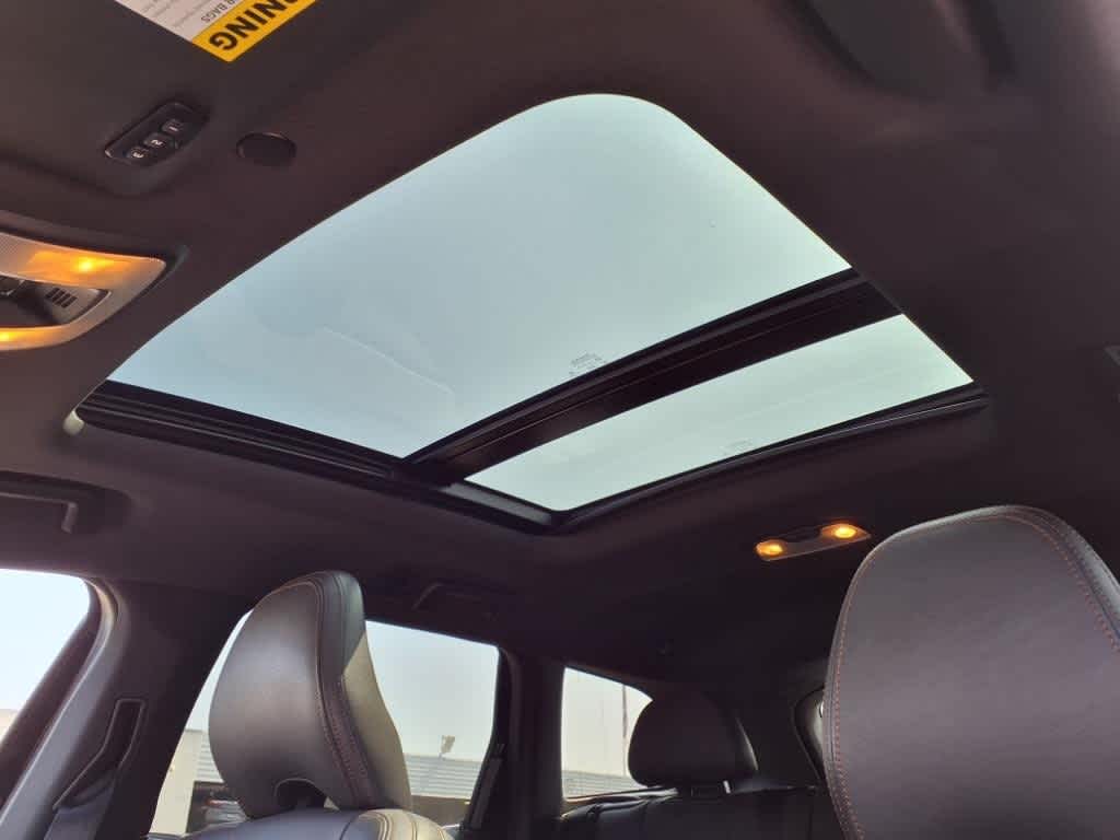 Thumbnail: 2016 Volvo XC60 - 15