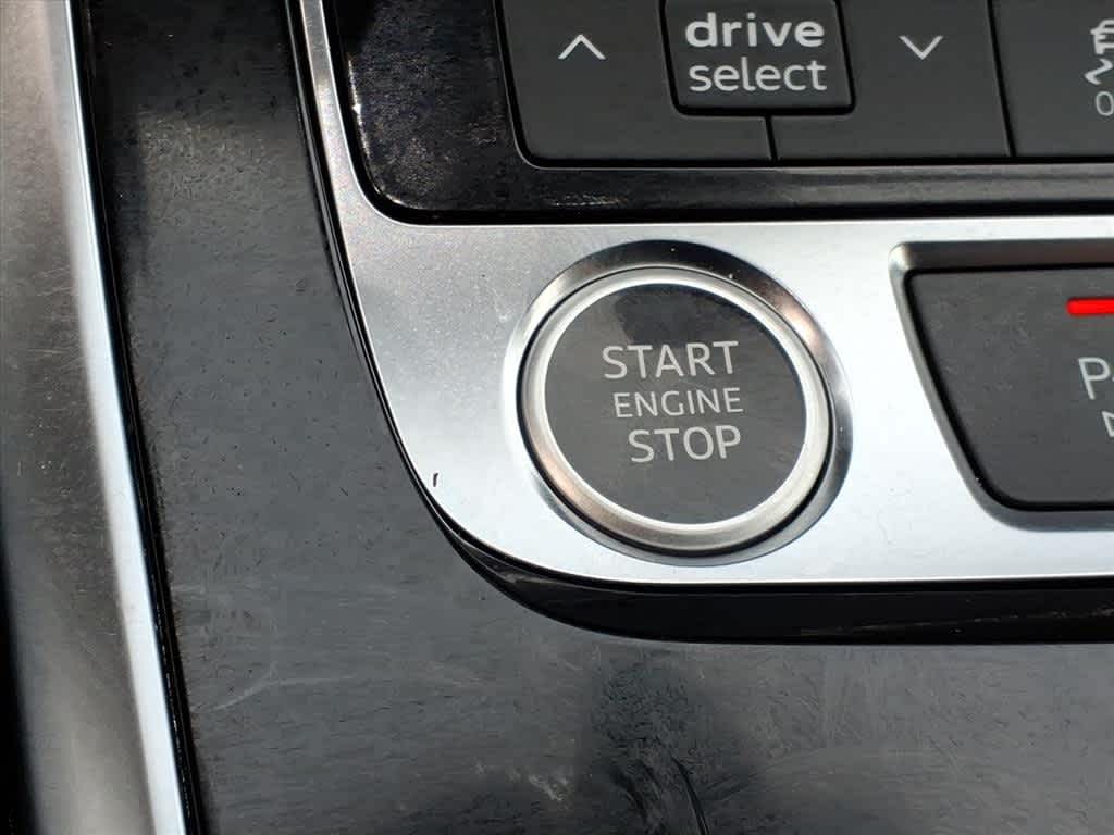 Thumbnail: 2021 Audi Q7 - 24