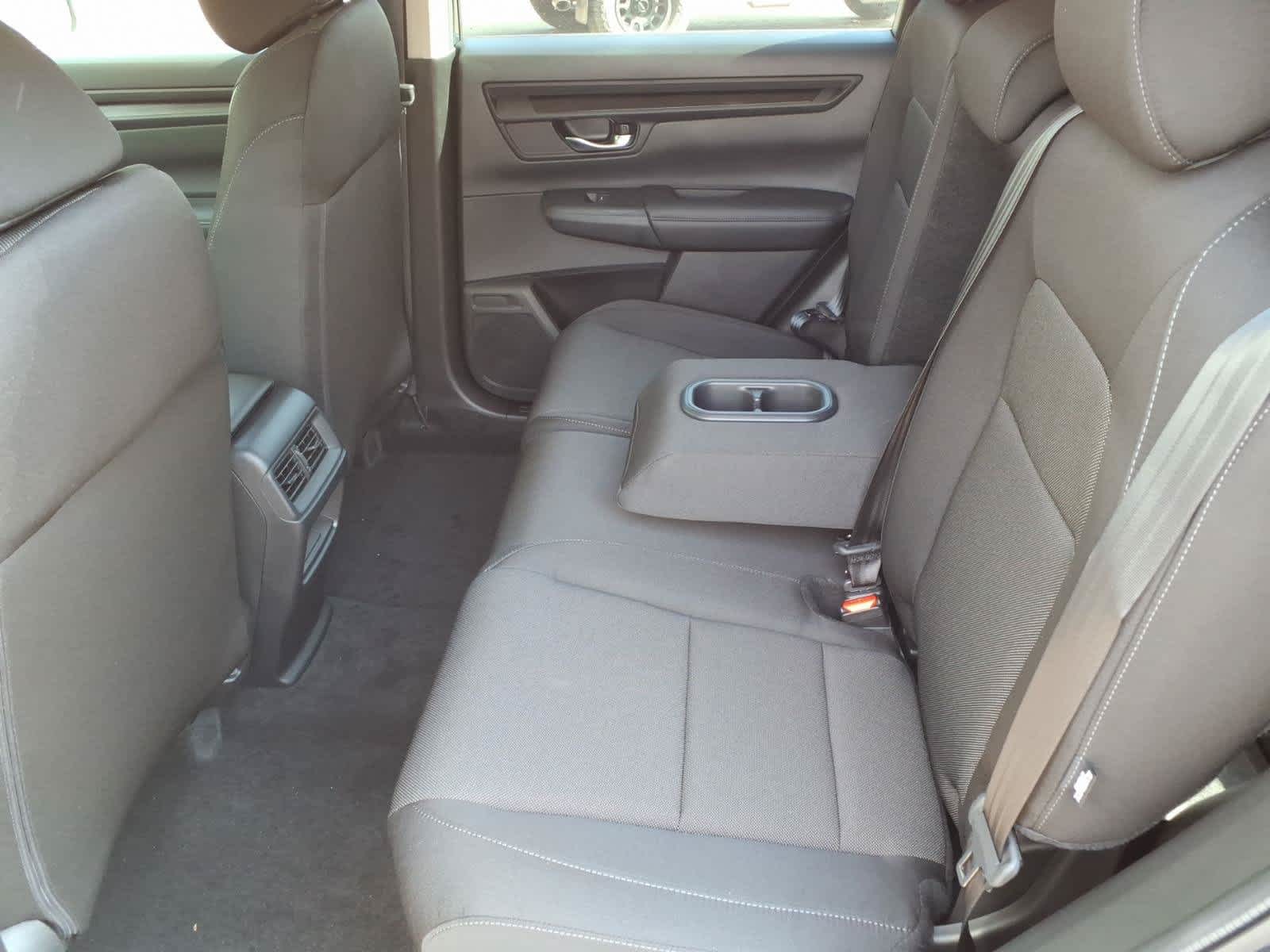 2027 Honda CR-V LX - Photo 8