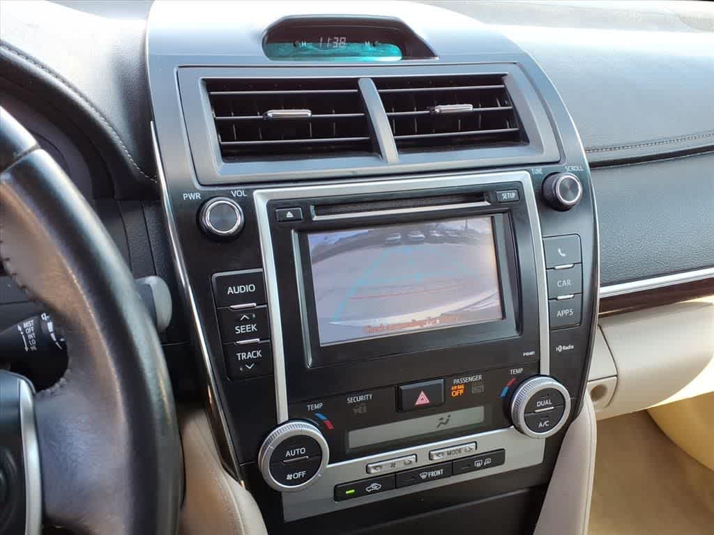 Thumbnail: 2013 Toyota Camry - 19