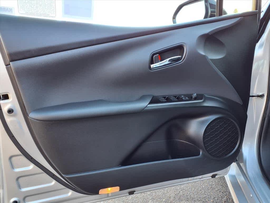 Thumbnail: 2019 Toyota Prius Prime - 13