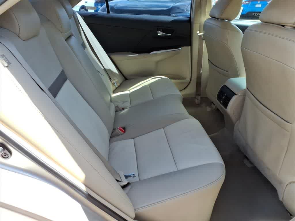 Thumbnail: 2013 Toyota Camry - 10