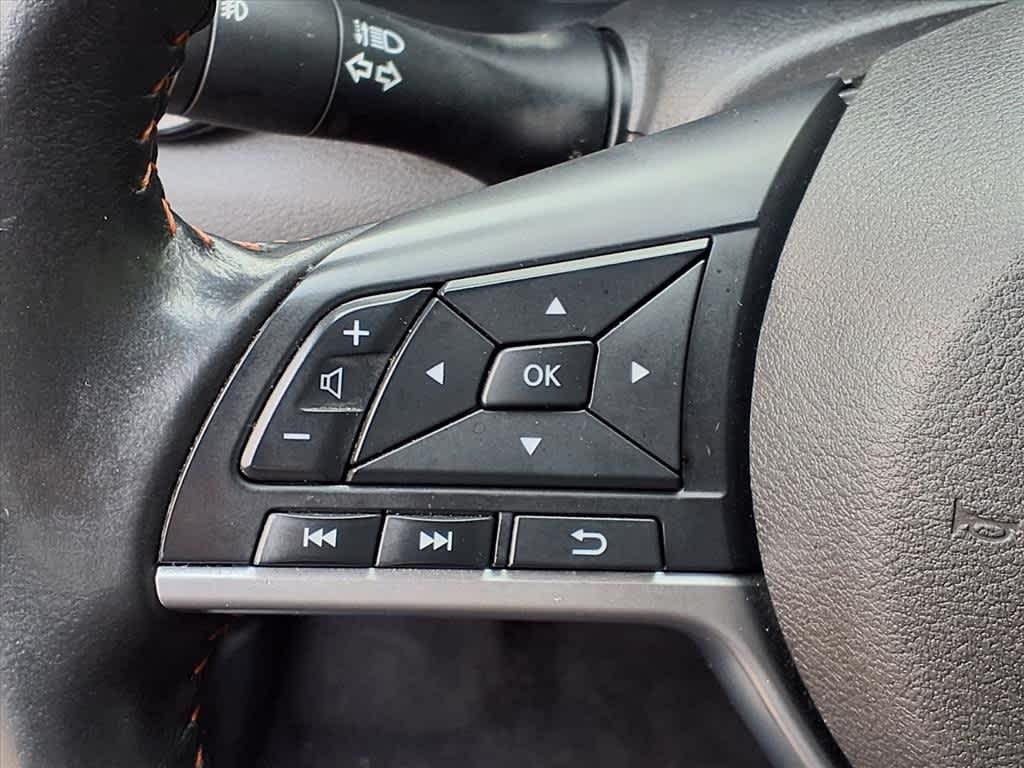 Thumbnail: 2023 Nissan Sentra - 17