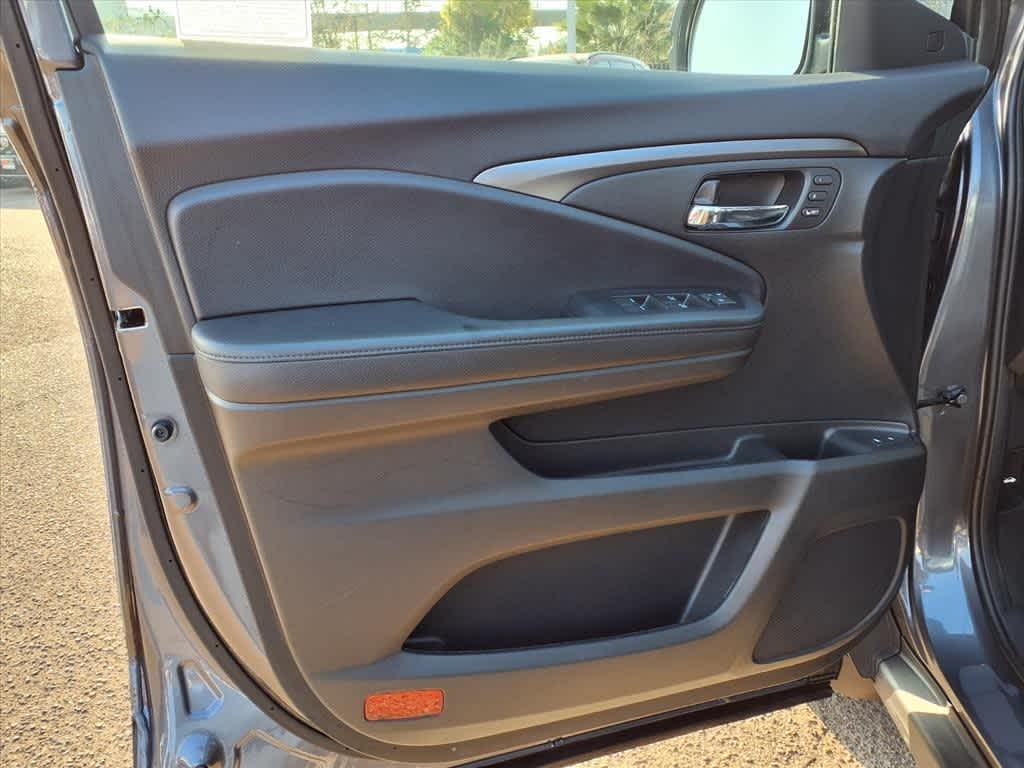 Thumbnail: 2022 Honda Pilot - 14